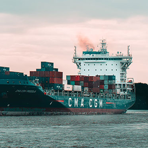 container-ship-vierkant container-ship-vierkant